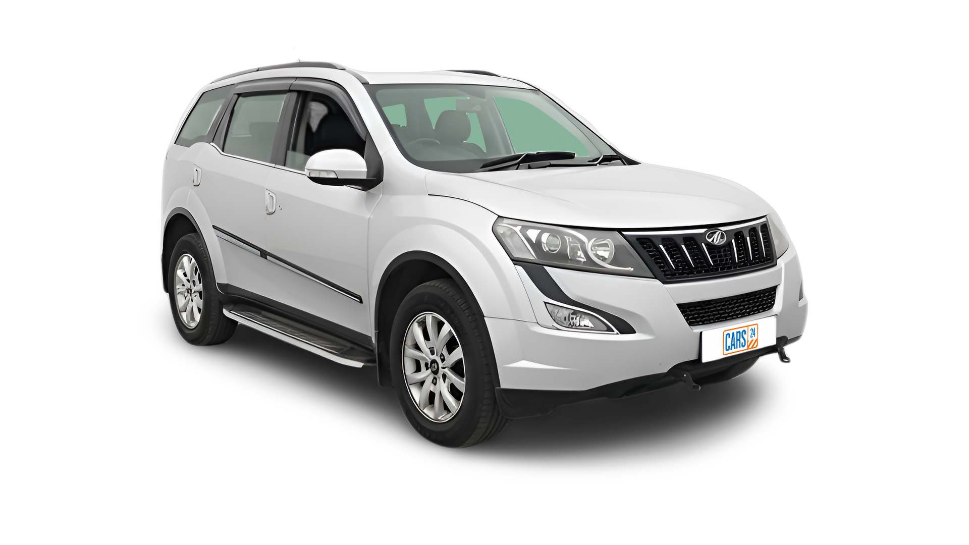 Mahindra XUV500-img